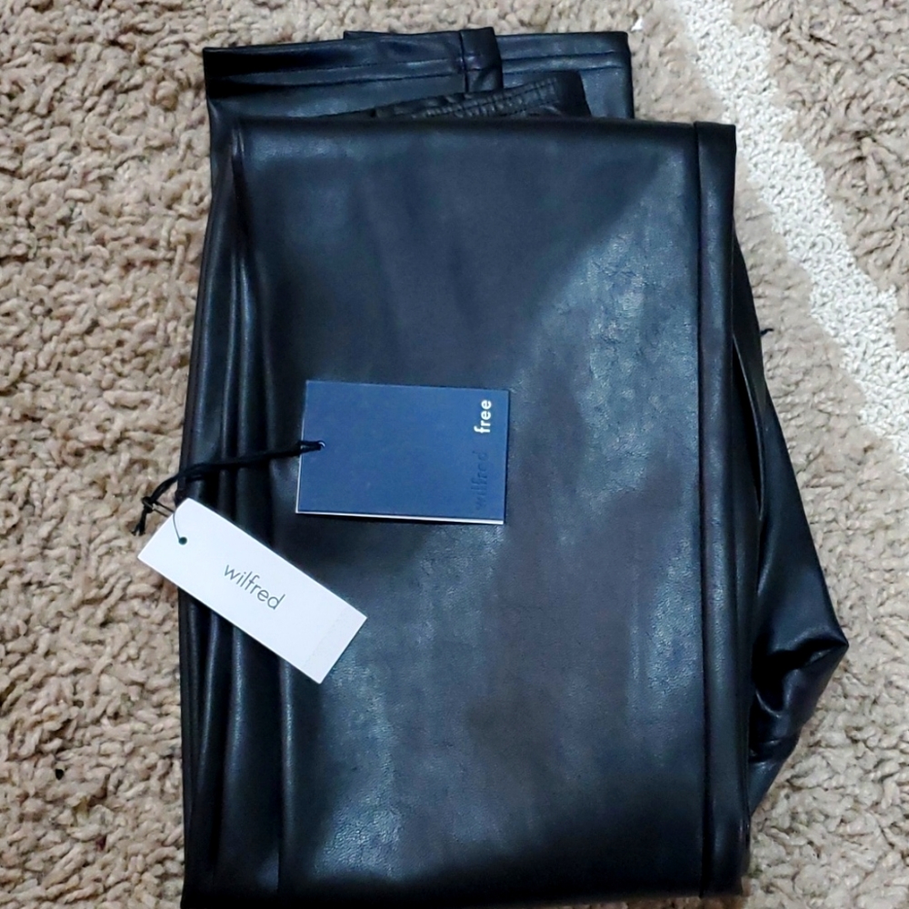 Wilfred Free Dairia Vegan Leather leggins - Picture 5 of 5